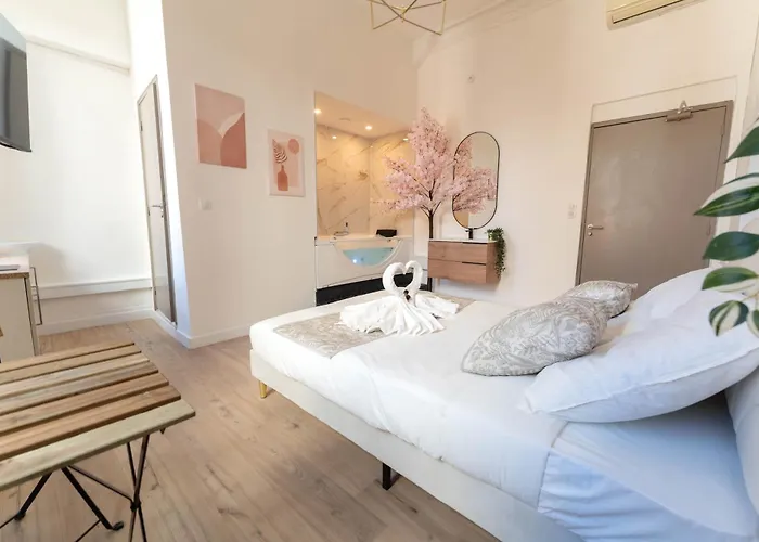 Hotel Les Orangers Nice